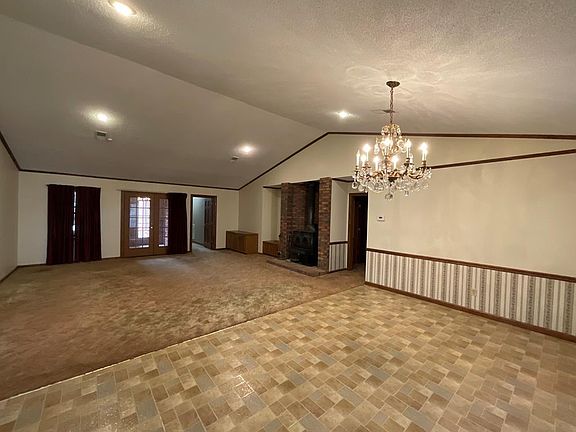 4th image of 212 Cedar Ln
