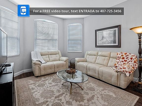 5th image of 12903 Entrada Dr