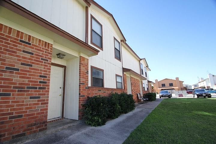 1st image of 3704 Hereford Ln APT B