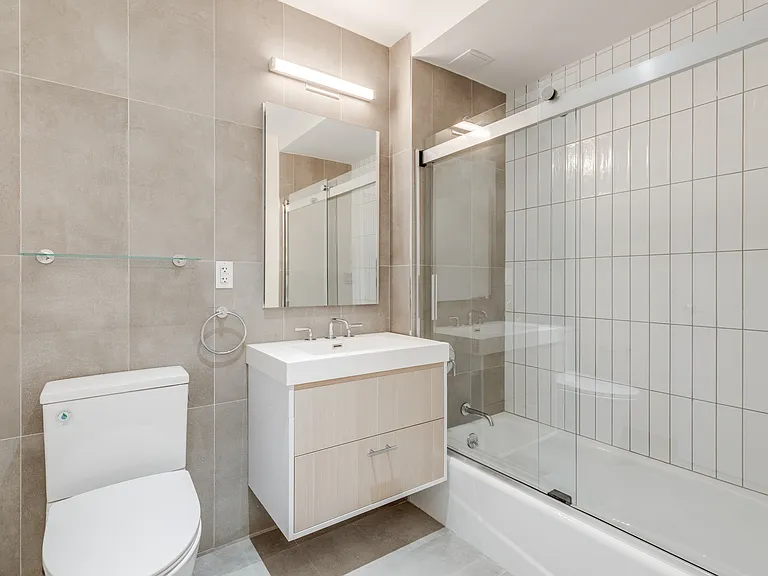 351 E 10th St #2C — Photo 5