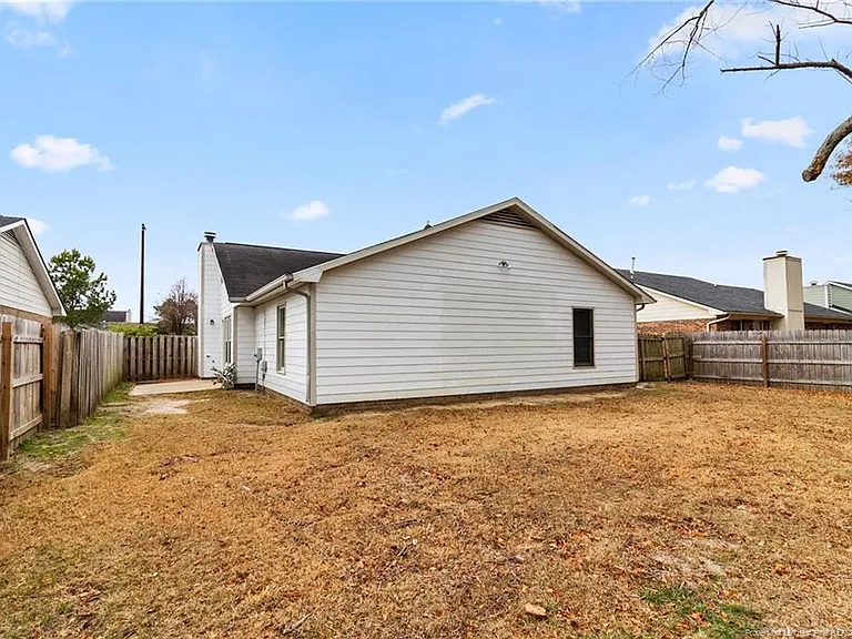 5748 Pepperbush Dr — Photo 9