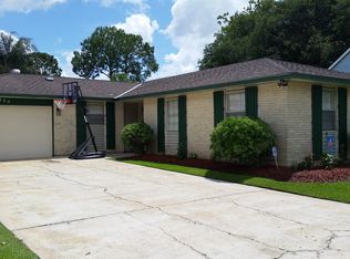 420 Fairway Dr, La Place, LA 70068