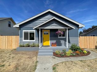 527 W 13th St, Port Angeles, WA
