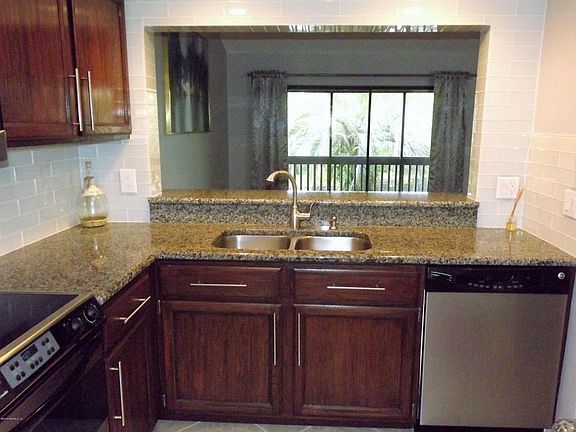 4th image of 225 Cranes Lake Dr