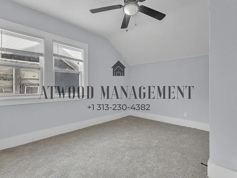 21345 Bennett St — Photo 12