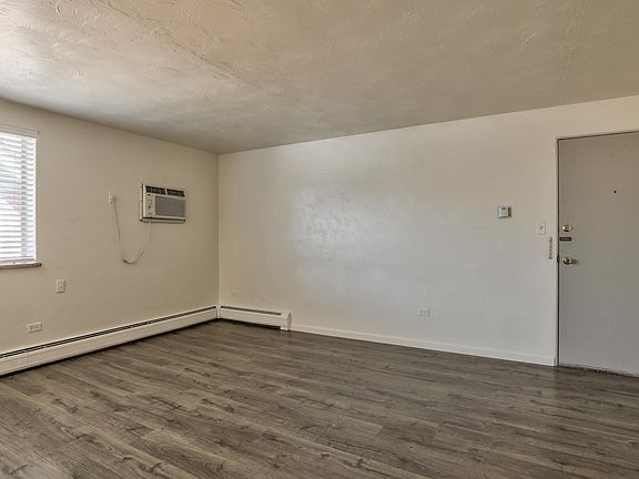 3rd image of 1262 Columbine St APT 301