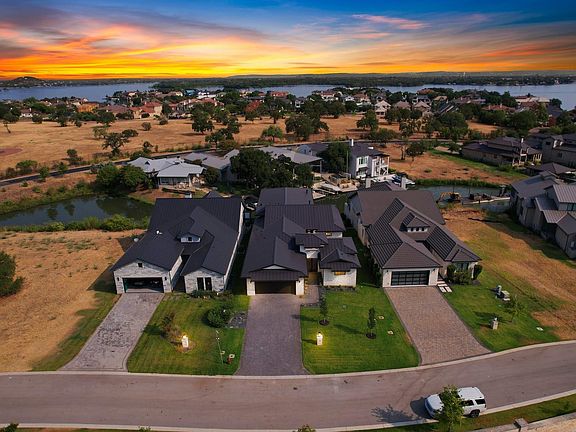 2nd image of 120 Ensenada Lane