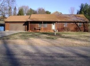 1207 River Dr, Byron, IL 61010