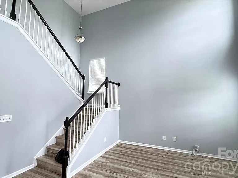12116 Honor Guard Ave — Photo 14