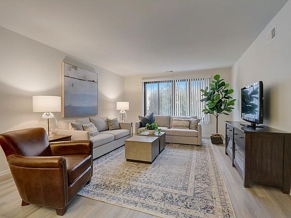 Renovated 2 Bedroom Living Room