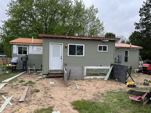 11351 Union St, Fife Lake, MI 49633