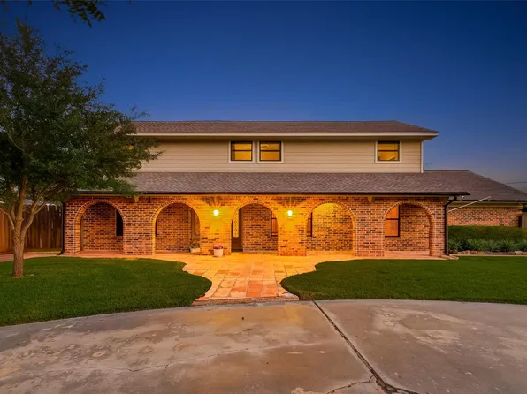 2700 Webster St, League City, TX 77573
