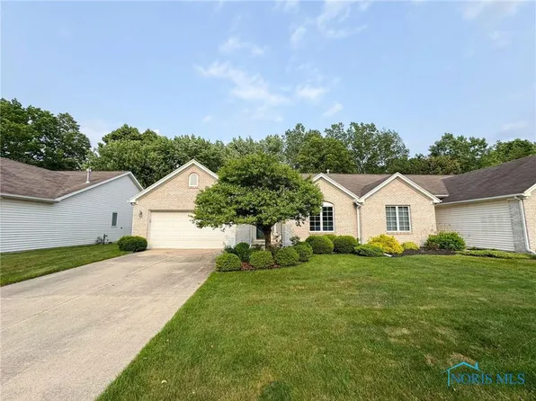 2114 Silverpine Ct, Toledo, OH 43615