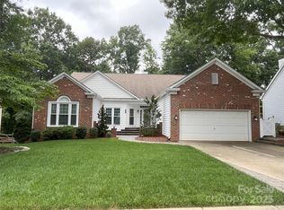 5929 Waterelm Ln, Charlotte, NC 28269