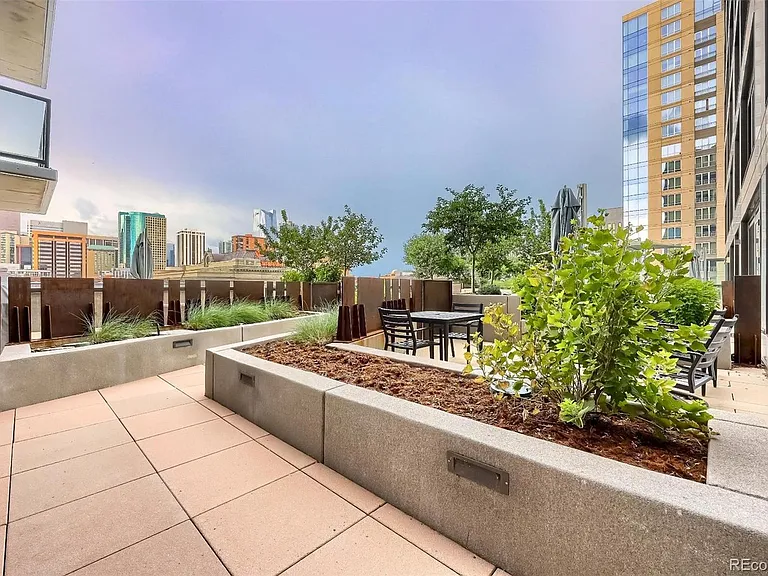 1750 Wewatta St #631 — Photo 32