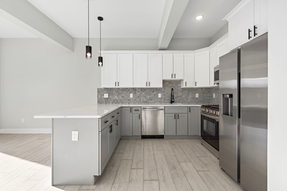 next background image