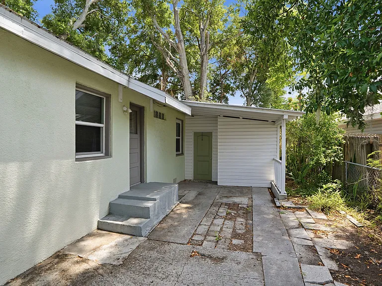 409 Lebeau St — Photo 15