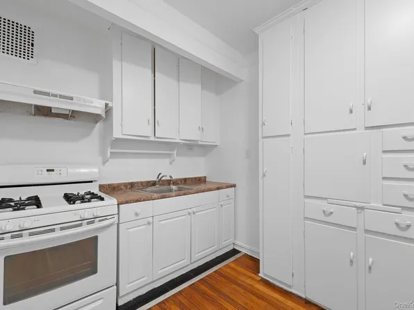 44-10 Ketcham St. #3F, New York, NY 11373