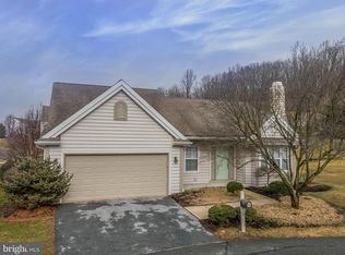 310 Charleston Ln, Wyomissing, PA