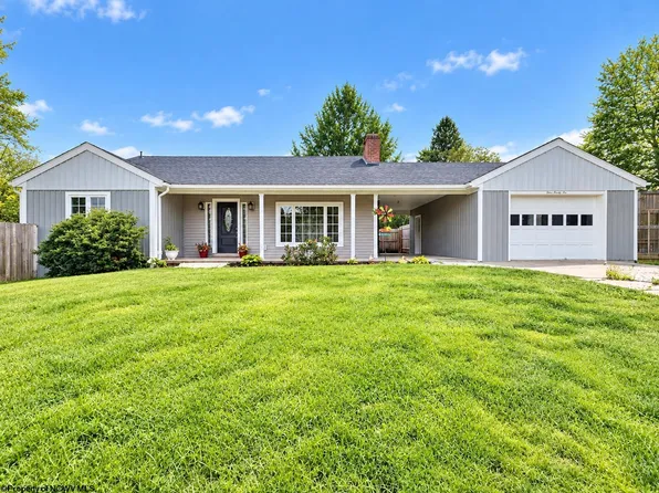 422 Camden Ave, Monongah, WV 26554