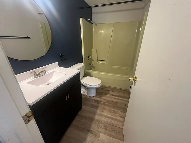 10729 Main St — Photo 5