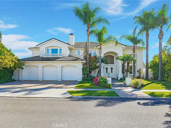 11376 Loch Lomond Rd, Los Alamitos, CA 90720
