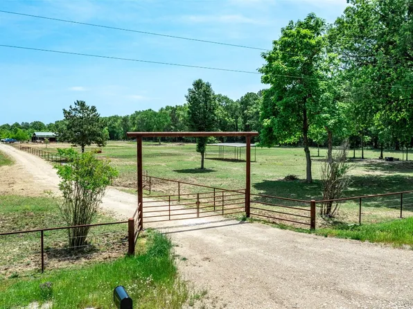 13663 Fm 990, Simms, TX 75574