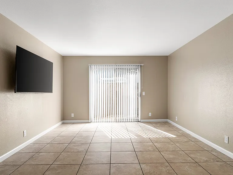Cedar Park Apartments — Photo 18