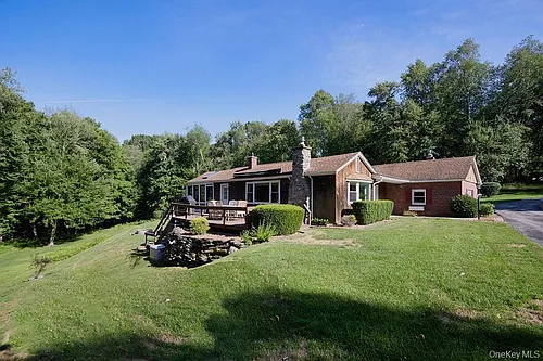 116 School House Ln Photo 1 116 School House Ln Photo 1