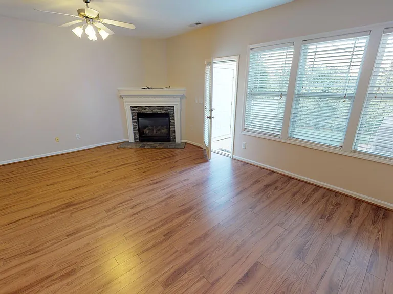 2507 Bryarton Village Way — Photo 4