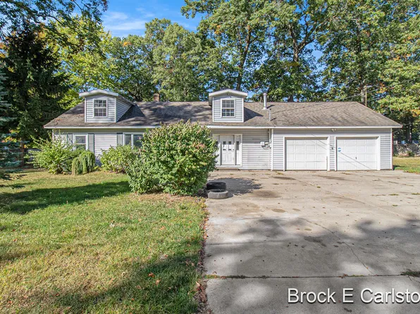 2125 Woodward St, Muskegon, MI 49442