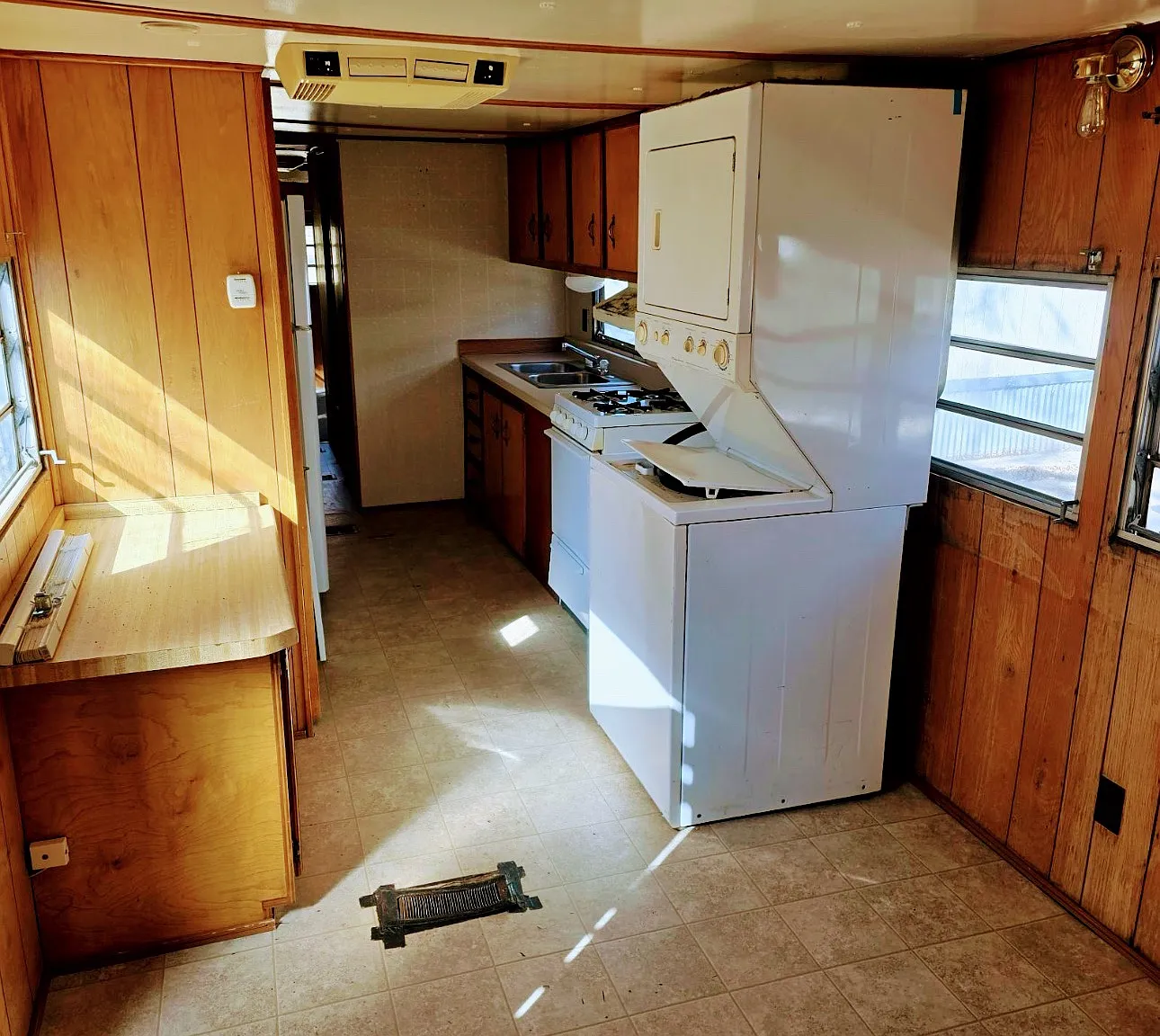 1 bed, 352 sqft, $775 — Photo 3