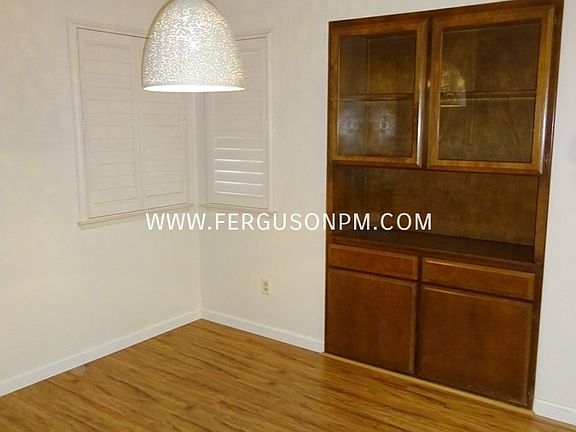 4th image of 1529 Sheridan Ave