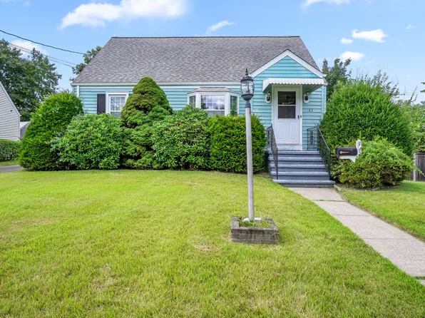 185 Hooker Road, Bridgeport, CT 06610