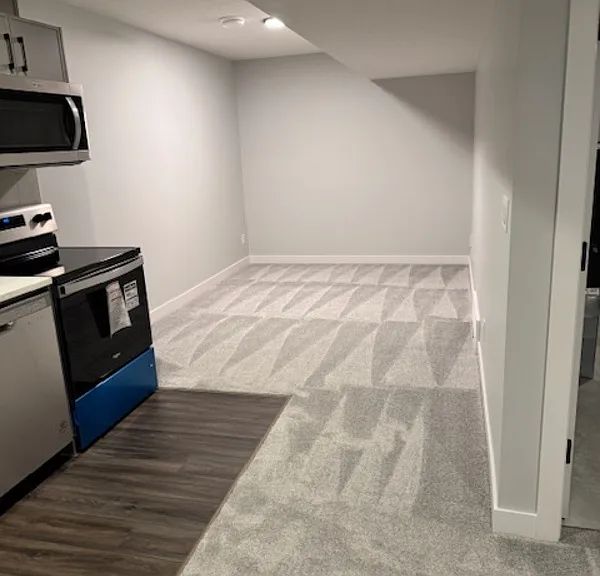 17 Raspberry Rd #BASEMENT — Photo 2