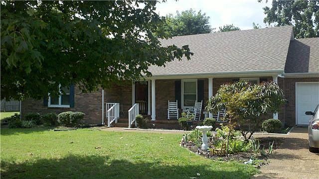 1st image of 305 Brookhaven Trl