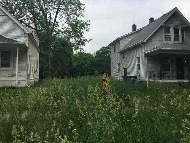 2nd image of 1776 Ottawa Dr