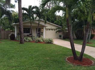 1727 New Hampshire Ave NE, Saint Petersburg, FL 33703