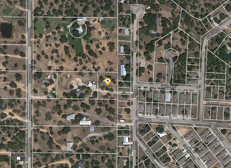 1st image of 1931 Willow Dr