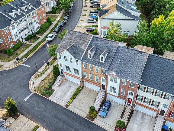 5th image of 2228 Greywing St