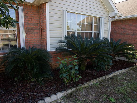 2nd image of 6417 Garden Dr