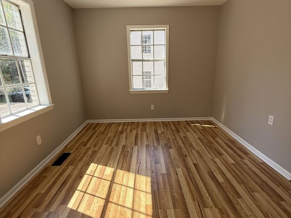 242 Lake Dr UNIT 4