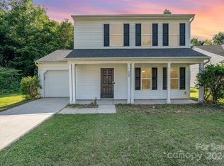 329 Winding Canyon Dr, Charlotte, NC 28214