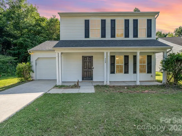 329 Winding Canyon Dr, Charlotte, NC 28214