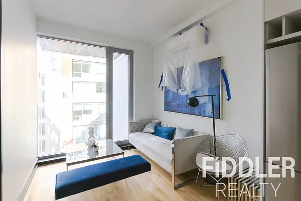 Rented by The KCI Group | media 45