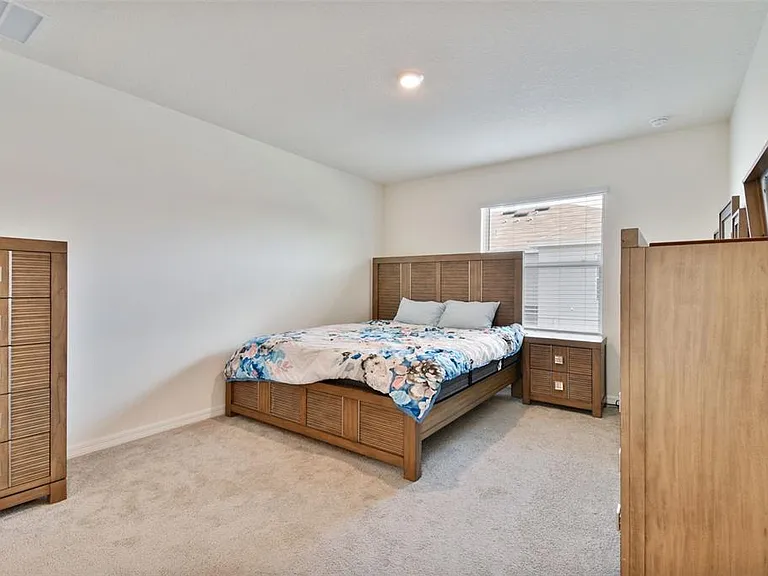 2880 Evergreen Elm Pass — Photo 28