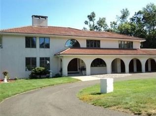 17 Winterberry Dr, Wilbraham, MA 01095