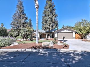 5833 E El Monte Way, Fresno, CA 93727