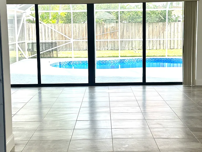 1128 Rainwood Cir — Photo 12