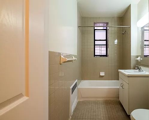 4th image of 2460 Adam C Powell Blvd #21
